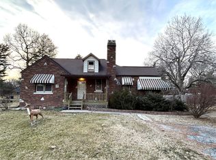 10044 Bunkum Rd, Fairview Heights, IL 62208