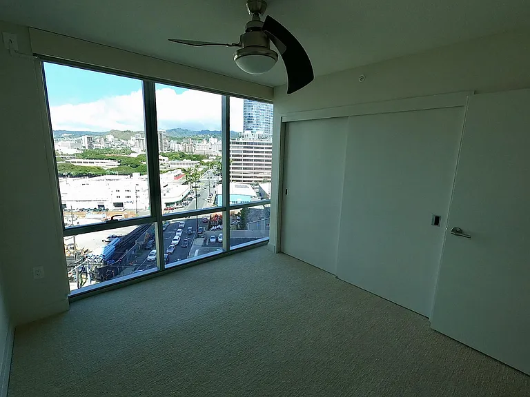 1189 Waimanu St #1009 — Photo 5