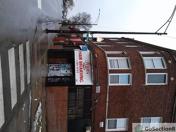 2nd image of 4805 W Superior St #2