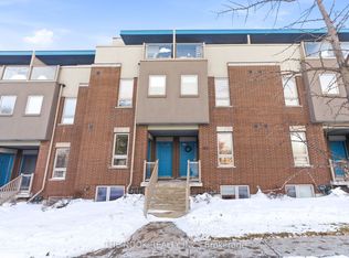 112 Caledonia Park Rd #4, Toronto, ON M6H0B2