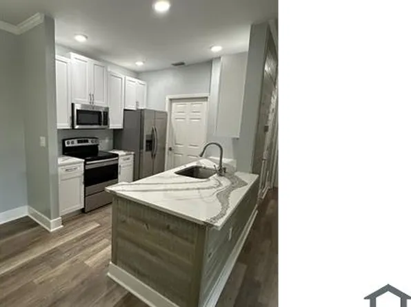 10123 Courtney Palms Blvd APT 203, Tampa, FL 33619