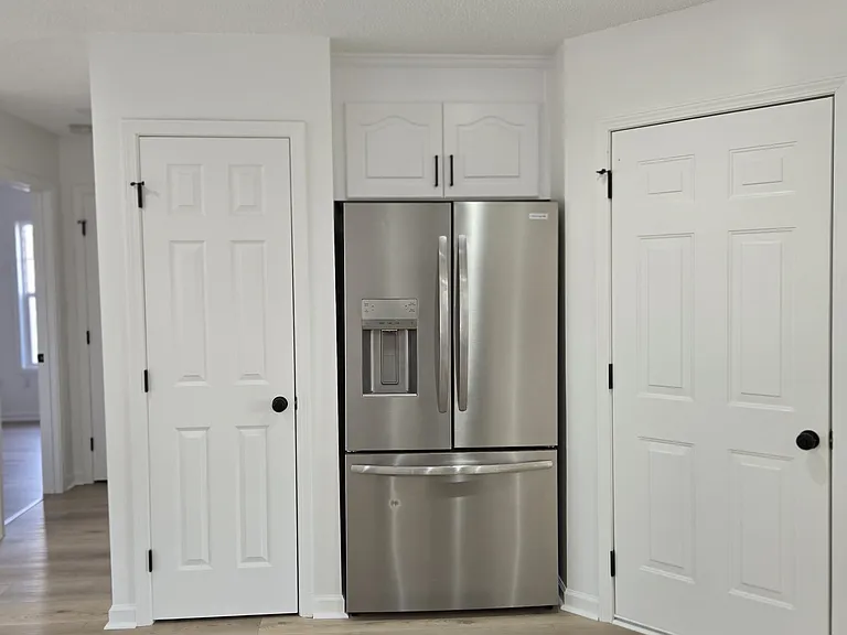 435 Free Stone Ave — Photo 11