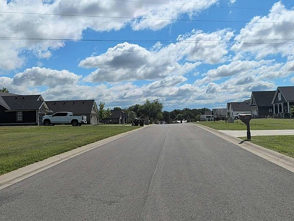 4th image of 280 Sande Ridge Ln