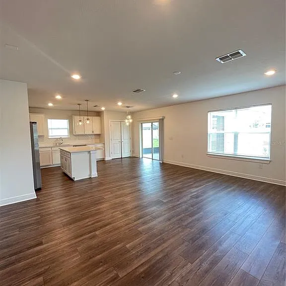 30555 Thunderbird Dr — Photo 3