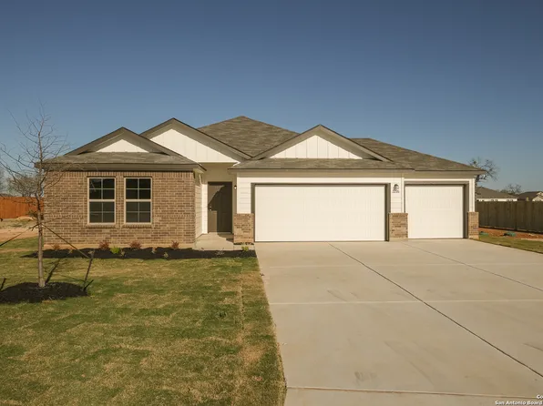 12316 Sunshine Hill, Atascosa, TX 78002