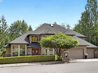 10540 NW La Cassel Crest Ln, Portland, OR