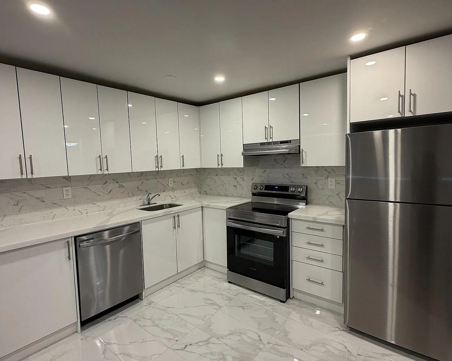 1 bed, $1,895 — Photo 1