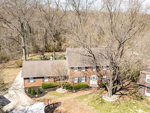 4th image of 2110 Northwood Dr