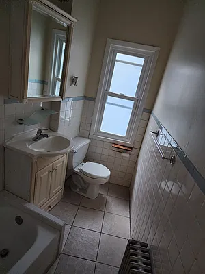 Rented by Astoria Park Realty Group Inc | media 12