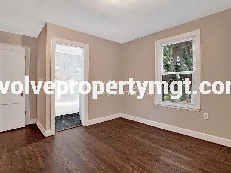 4089 Tutwiler Ave — Photo 8