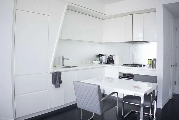 Rented by Corcoran | media 8