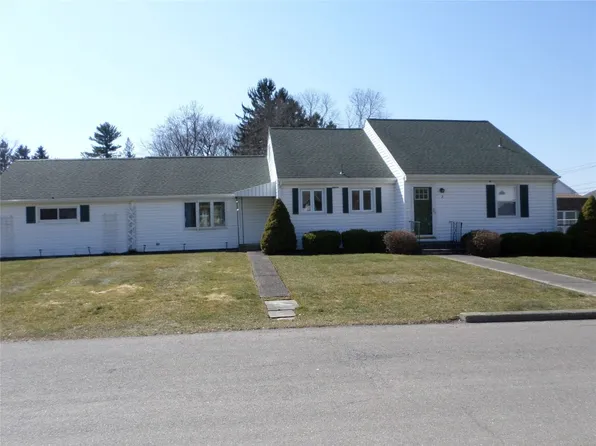 2 Ritchie Rd, Binghamton, NY 13901