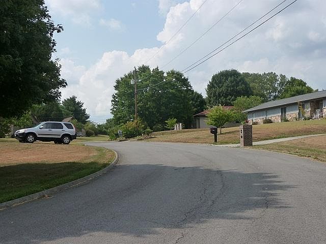 2nd image of 7301 Homestead Dr
