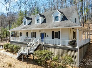 207 Cedarview Dr, Asheville, NC 28803
