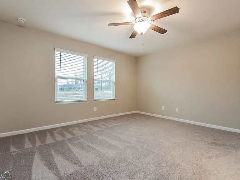 525 Knightsbridge Ln — Photo 9