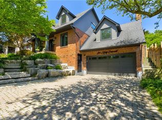 6 Mays Cres, Hamilton, ON L8B 0G4