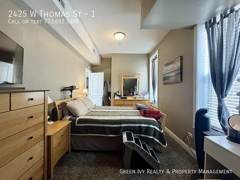 2425 W Thomas St #1 — Photo 10