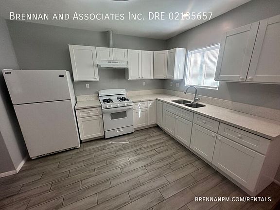 4th image of 1742 Kearney Ave