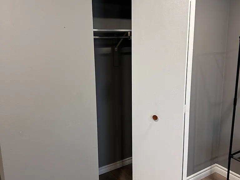 398 Churchill Ct #5 — Photo 3