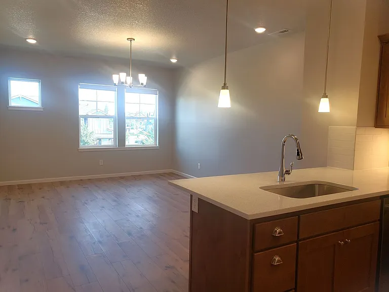 8122 SE Blanton St — Photo 5