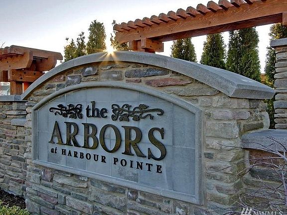 Desirable community with great schools (Endeavour Elementary, Harbour Pointe Middle, Kamiak High)