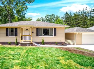 496 N Main St, Amherst, OH