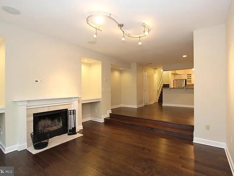 18112 Windsor Hill Dr #104A — Photo 1