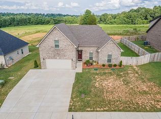 Azalea Ct, Pleasant View, TN --