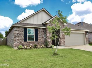 205 Acadian Lake Dr, Duson, LA 70529