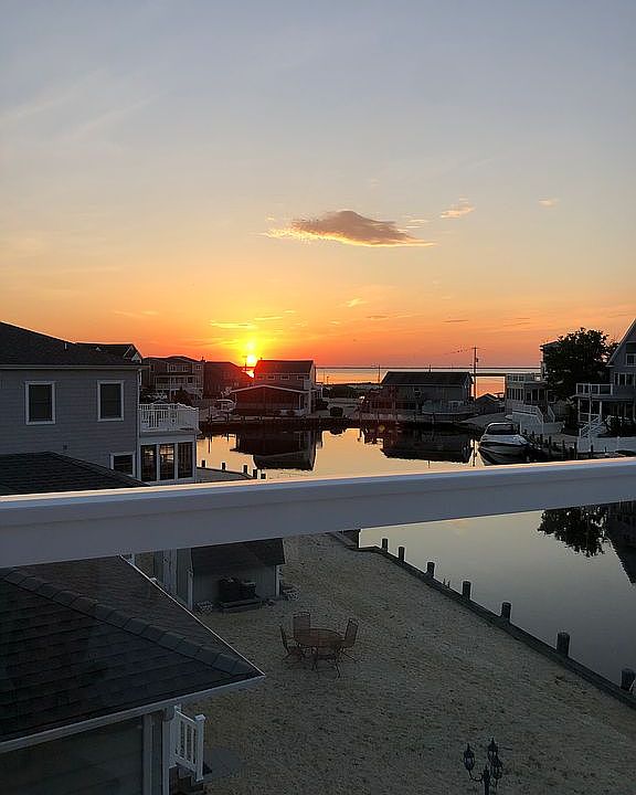 Sun rise
