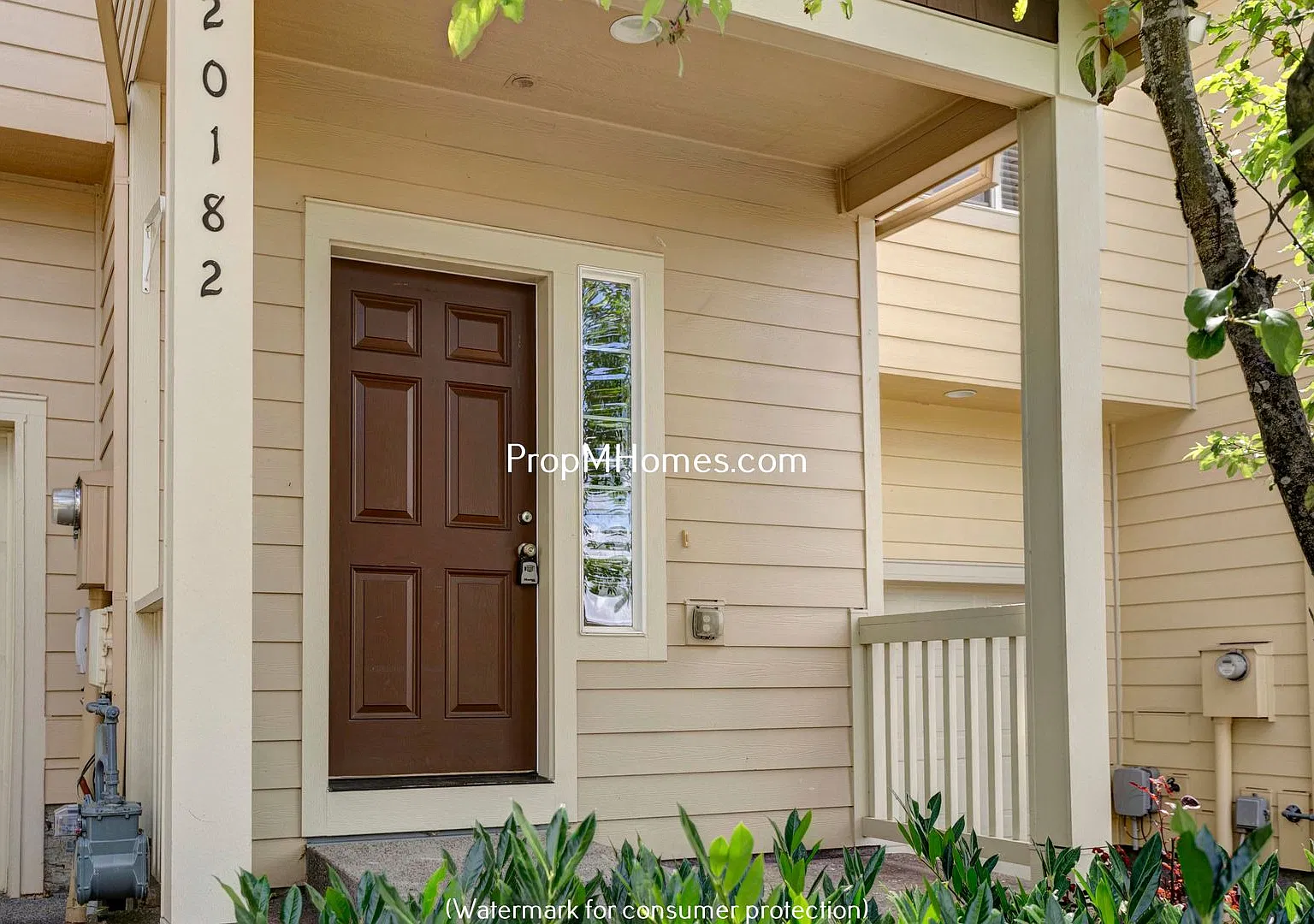 Great Farmington Townhouse in Quaint Little Neighborhood! — Photo 3
