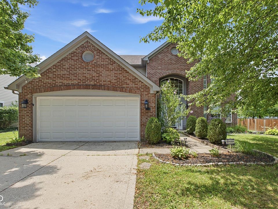 1st image of 10206 Carmine Dr