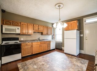 2 S County Line Rd, Telford, PA 18969