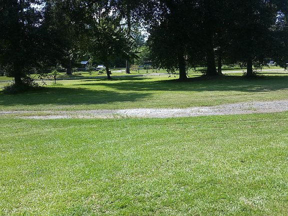 Front porch sittin view