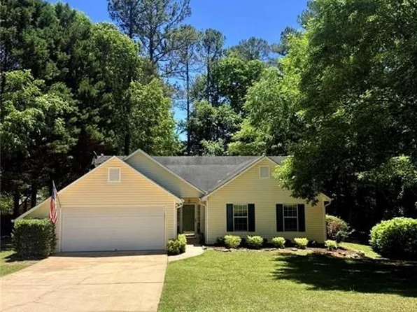 176 Flagman St, Dawsonville, GA 30534