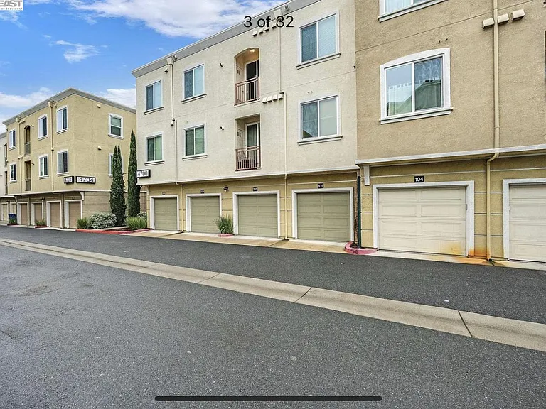 4700 Norris Canyon Rd #205 — Photo 2