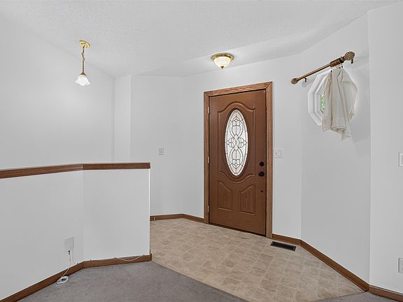 5th image of 2813 W 43rd St S
