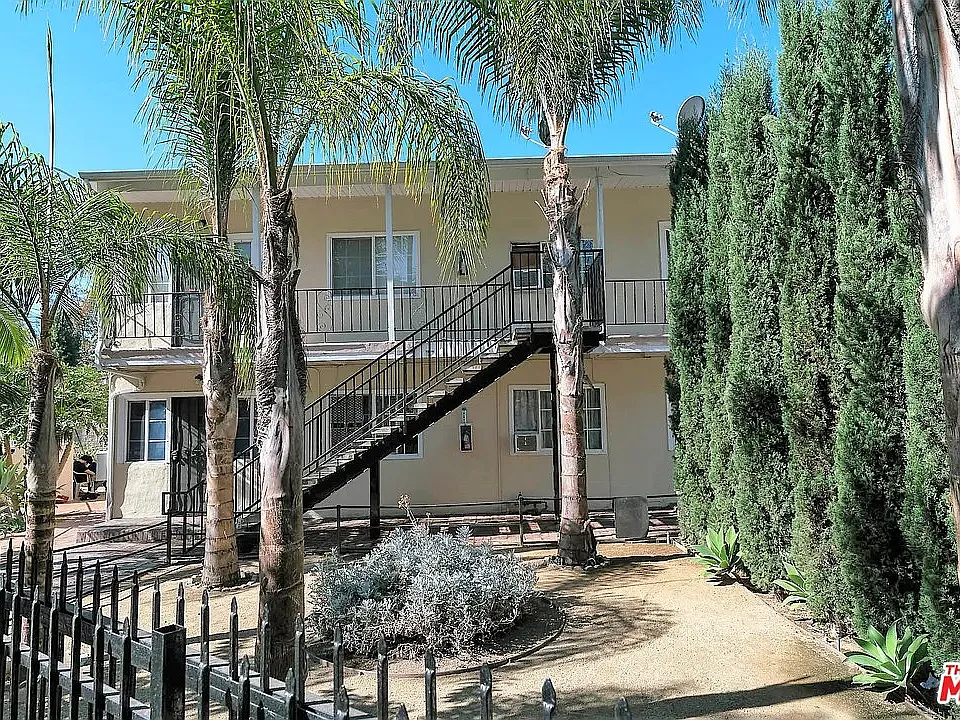 963 N Harvard Blvd #3C