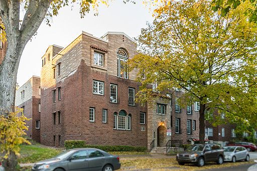 1st image of 3210 Girard Ave S APT 307