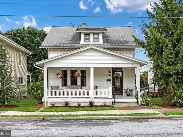 516 W High St, Hummelstown, PA 17036