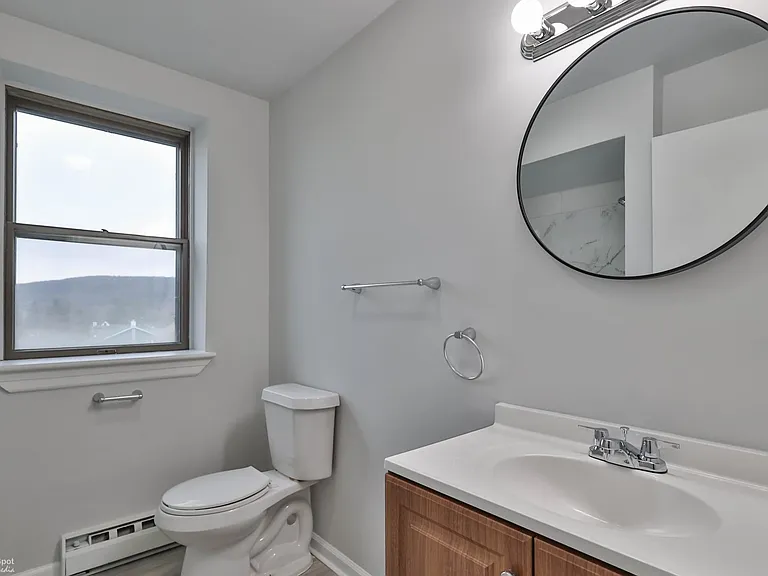 353 Broad St #2 — Photo 7