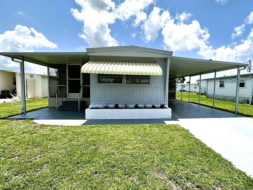 1st image of 2735 Teakwood Blvd