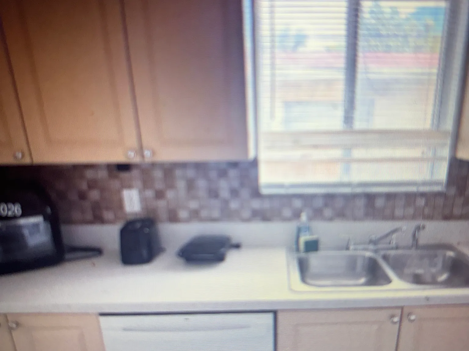 3 bed, 1200 sqft, $2,900 — Photo 4
