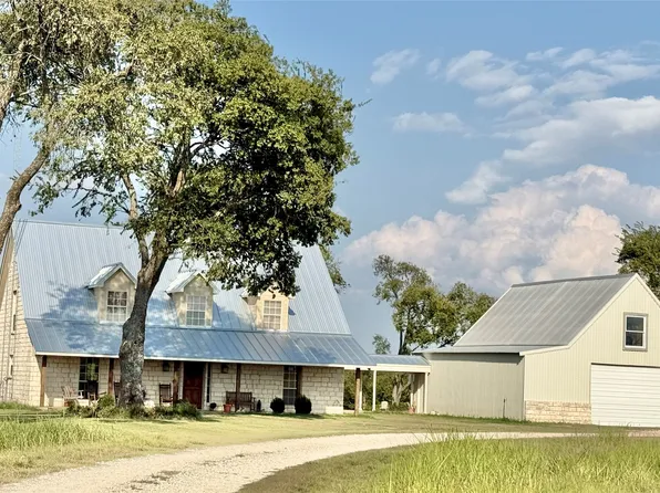 366 Private Road 326, Hillsboro, TX 76645