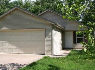 1012 Buck Ln, Merriam woods village, MO 65740