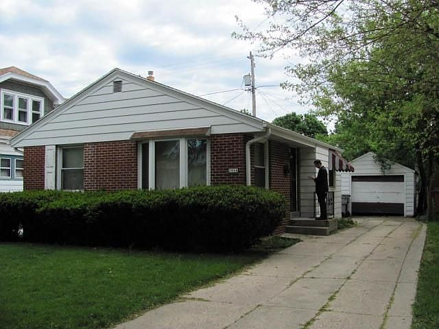 2nd image of 2966 N 58th St