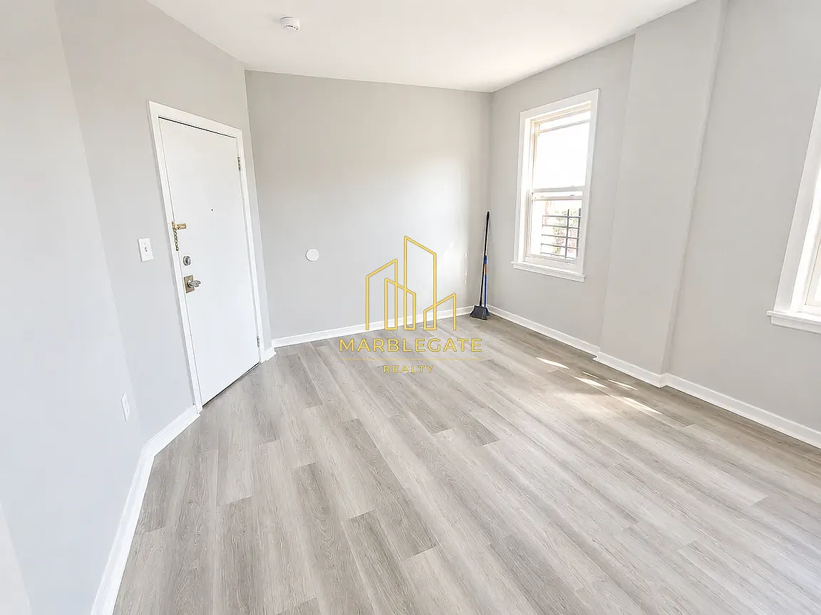 1 bed, 650 sqft, $1,600 — Photo 4