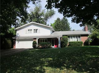 2695 Elaine Dr, New Kensington, PA 15068