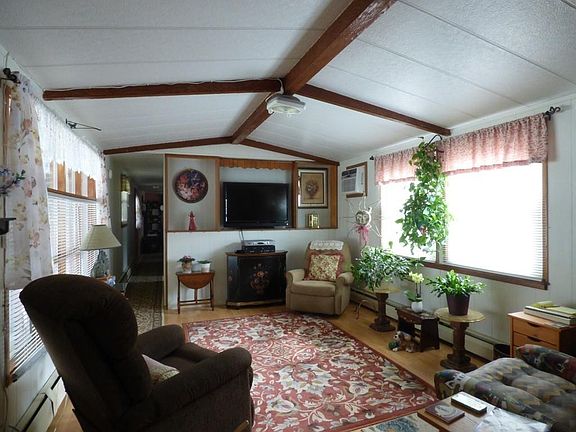 4th image of 276 Lunenburg St Lot 6