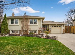 316 Silvana Cres, Burlington, ON L7L 2W1